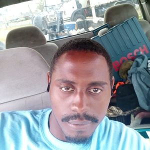 Meet your Posher, Dwayne